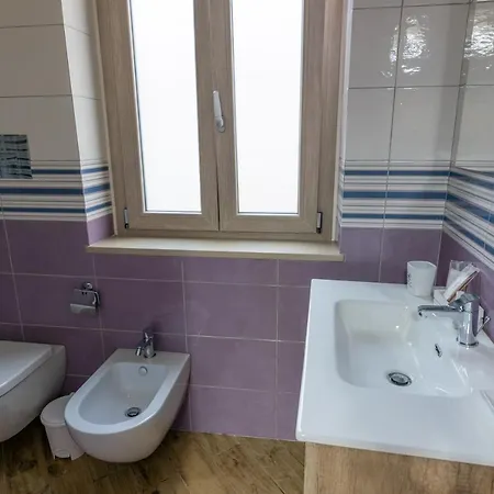 ベッド・アンド・ブレックファスト Apollo 3*