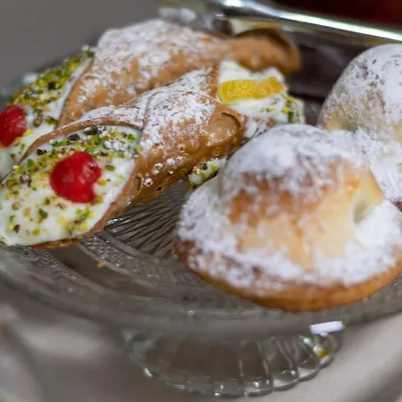 ベッド・アンド・ブレックファスト Apollo