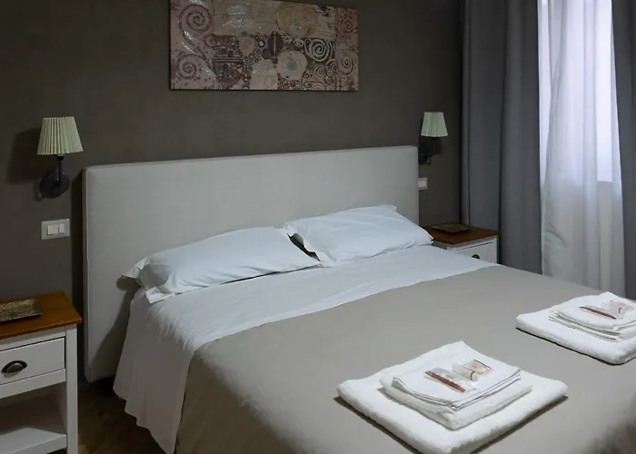 Apollo Bed and breakfast