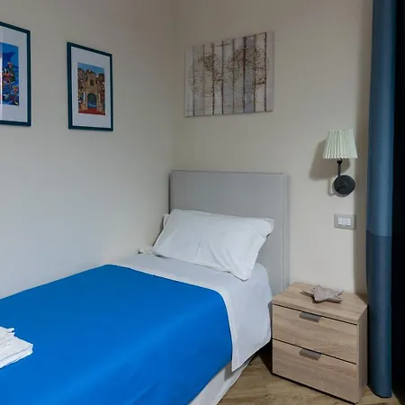 Apollo Bed & Breakfast 3*